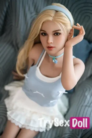 148cm 4ft9 Silicone Cinderella Look Perky Hips Sex Doll