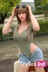168cm 5ft6 Casual Outdoor Love Dolls Denim Shorts Sexy Dolls F Cup